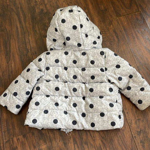 Grey and Black Polkadot Warm Jacket Gap 2T - Picture 5 of 5